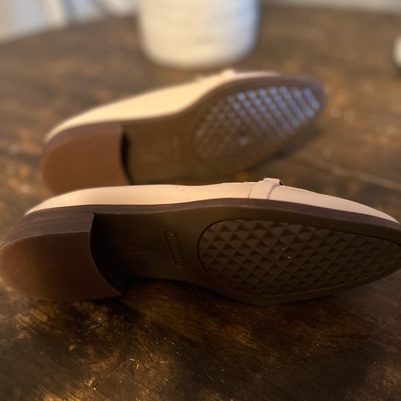 Aerosoles Elegant Women's Pink Loafers - Picture 10 of 16